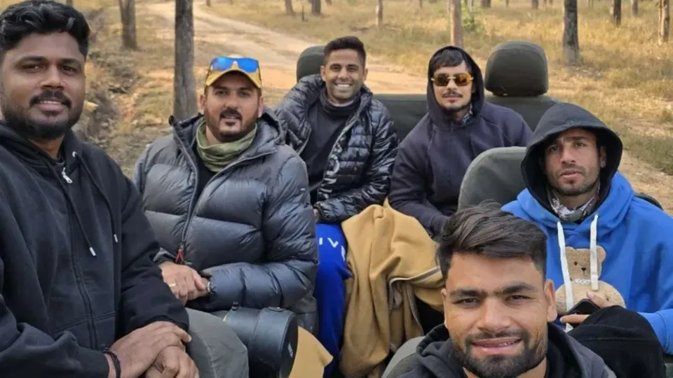 India's T20 squad enjoy jungle safari before New Zealand series